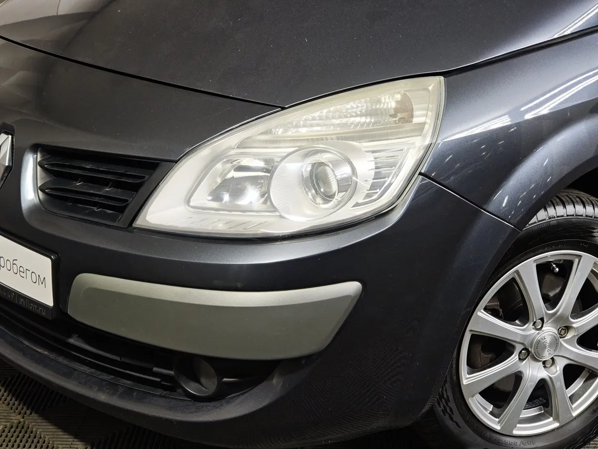 Renault Scenic 1.6 AT (115 л.с.) Серый в АВИЛОН. Слайд №10