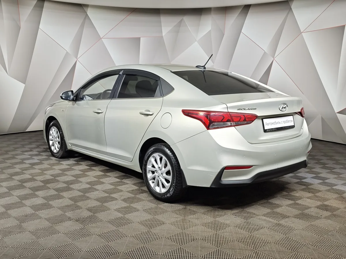 Hyundai Solaris 1.6 AT (123 л.с.) Elegance Бежевый в АВИЛОН. Слайд №4