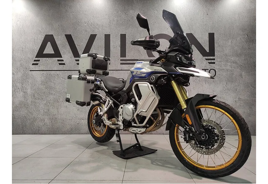 VOGE DS900X 895 см³ (96 л.с.) (96) Белый в АВИЛОН. Слайд №2