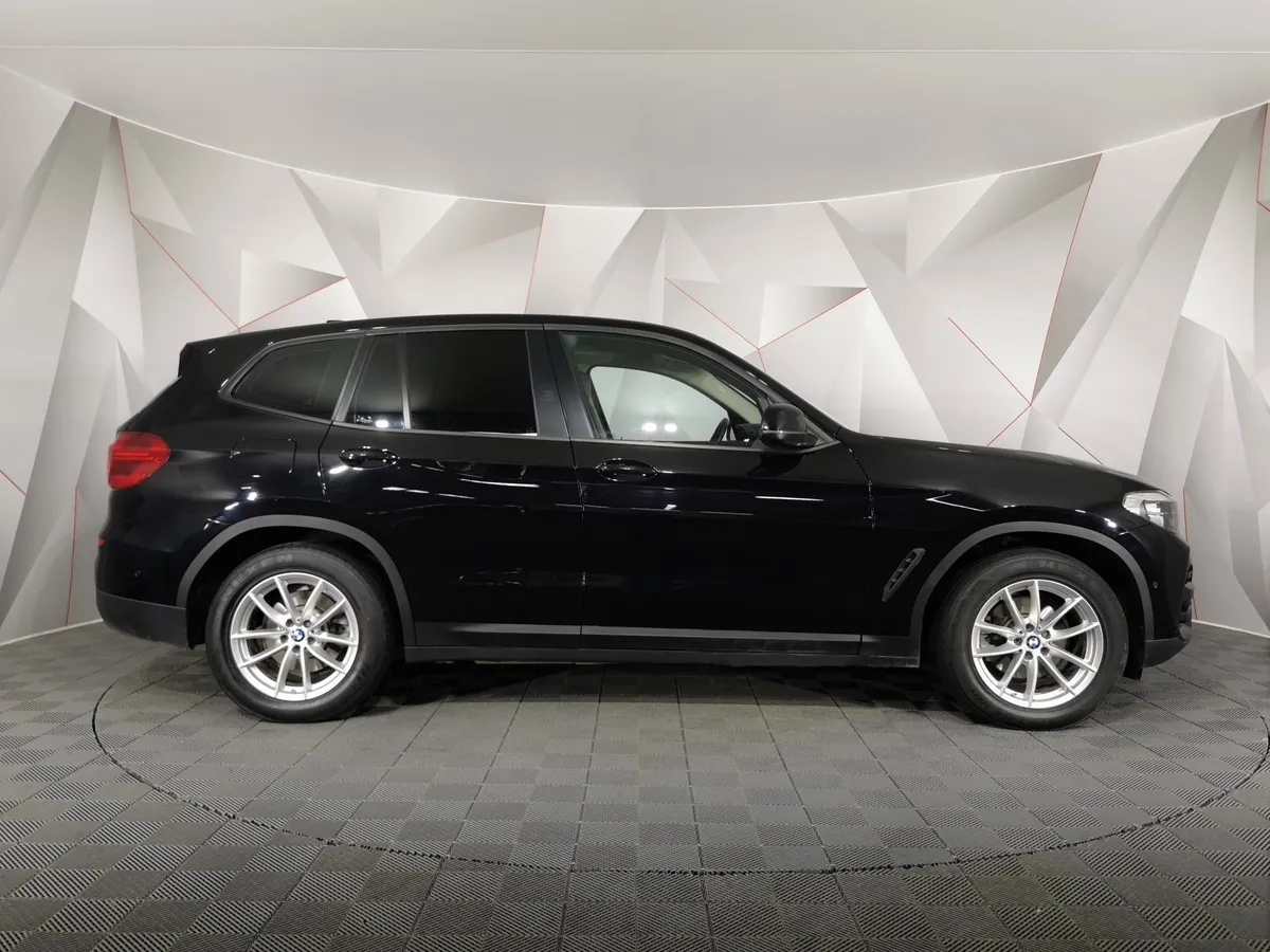 BMW X3 xDrive20i AT (184 л.с.) Base Локальная сборка Черный в АВИЛОН. Слайд №6