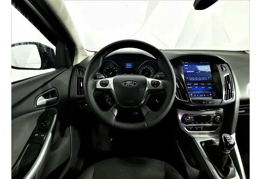 Ford Focus 1.6 Ti-VCT MT (125 л.с.) Titanium Синий в АВИЛОН. Слайд №18 Ford Focus 1.6 Ti-VCT MT (125 л.с.) Titanium Синий в АВИЛОН. Слайд №18