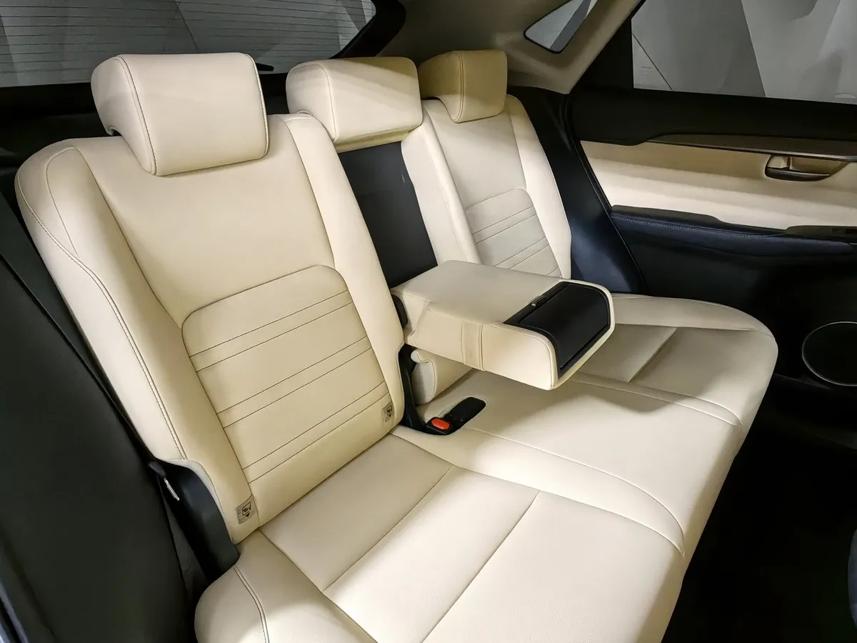 Lexus NX 200 CVT AWD (150 л.с.) Серый в АВИЛОН. Слайд №17