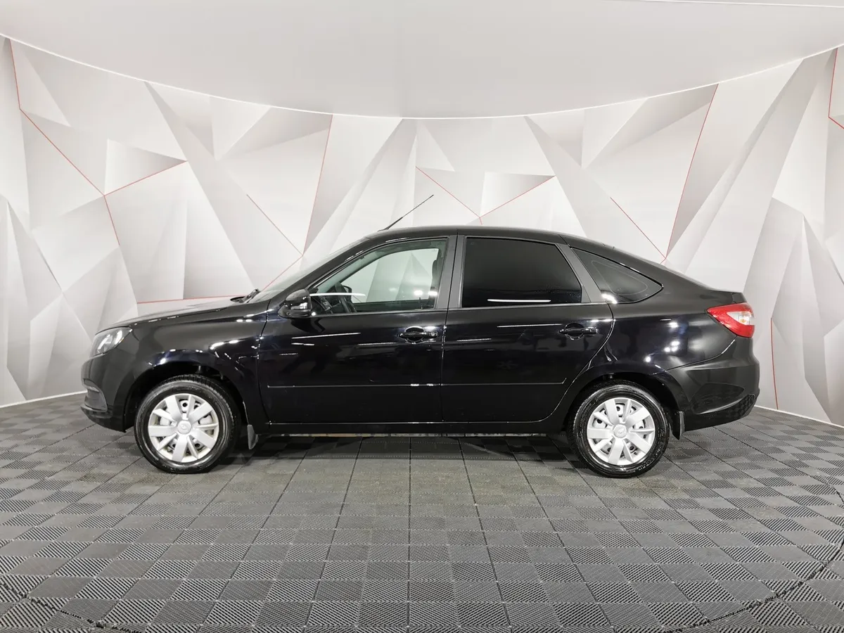 ВАЗ (Lada) Granta 1.6 MT 16кл (106 л.с.) 21911-51-005 Comfort Черный в АВИЛОН. Слайд №5