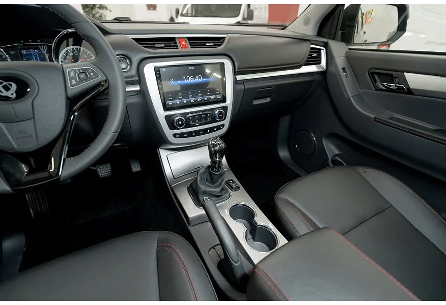 Sollers ST6 2.0G 6MT AWD (176 л.с.) Comfort Черный в АВИЛОН. Слайд №6