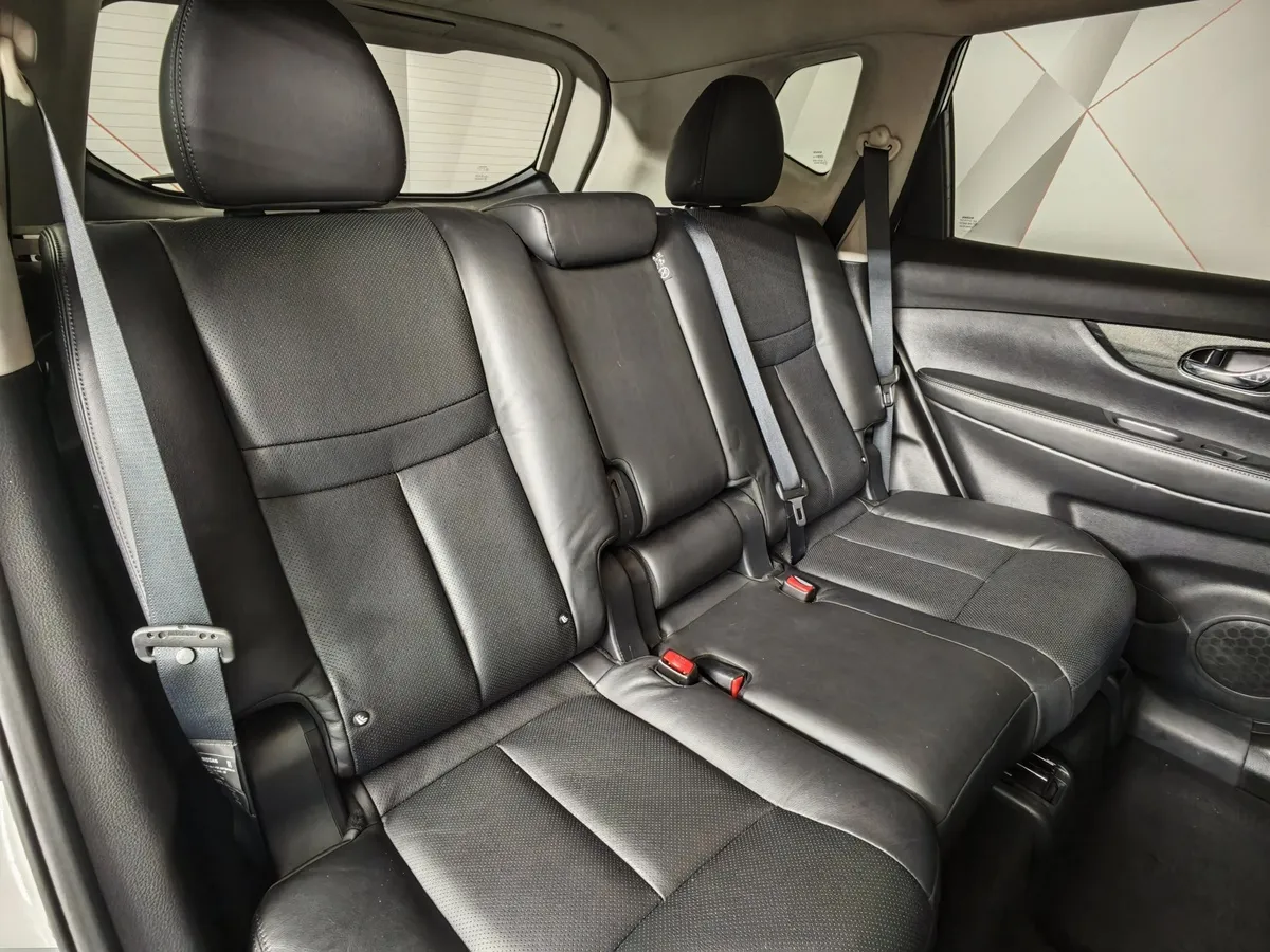 Nissan X-Trail 2.0 CVT AWD (144 л.с.) LE Top Белый в АВИЛОН. Слайд №17