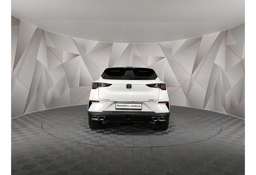 Changan UNI-T 1.5T 7DCT (181 л.с.) Tech Белый в АВИЛОН. Слайд №8