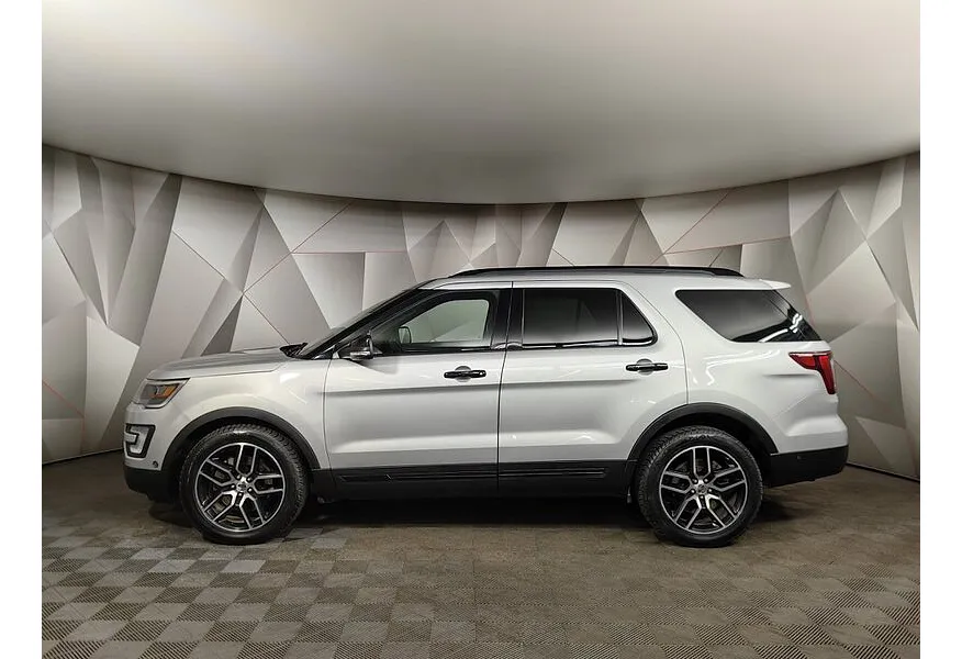 Ford Explorer 3.5 SelectShift 4WD (249 л.с.) Sport Серебристый в АВИЛОН. Слайд №5