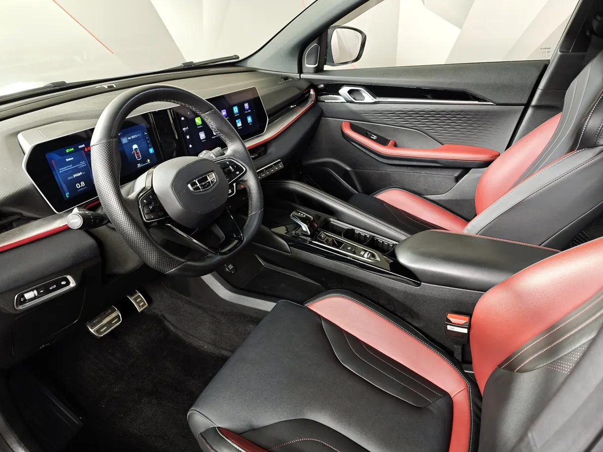 Geely Coolray 1.5T 7DCT 2WD (150 л.с.) Flagship Sport Серый в АВИЛОН. Слайд №19