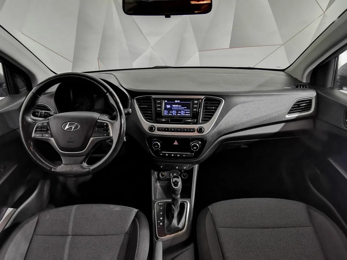 Hyundai Solaris 1.6 AT (123 л.с.) Comfort + Winter Серый в АВИЛОН. Слайд №13