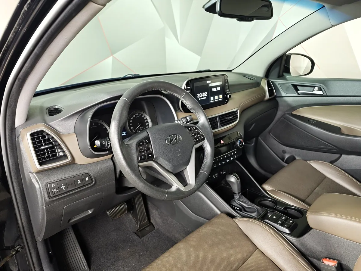 Hyundai Tucson 2.0 (150 л.с.) MPi-6AT-4WD Black & Brown Черный в АВИЛОН. Слайд №19