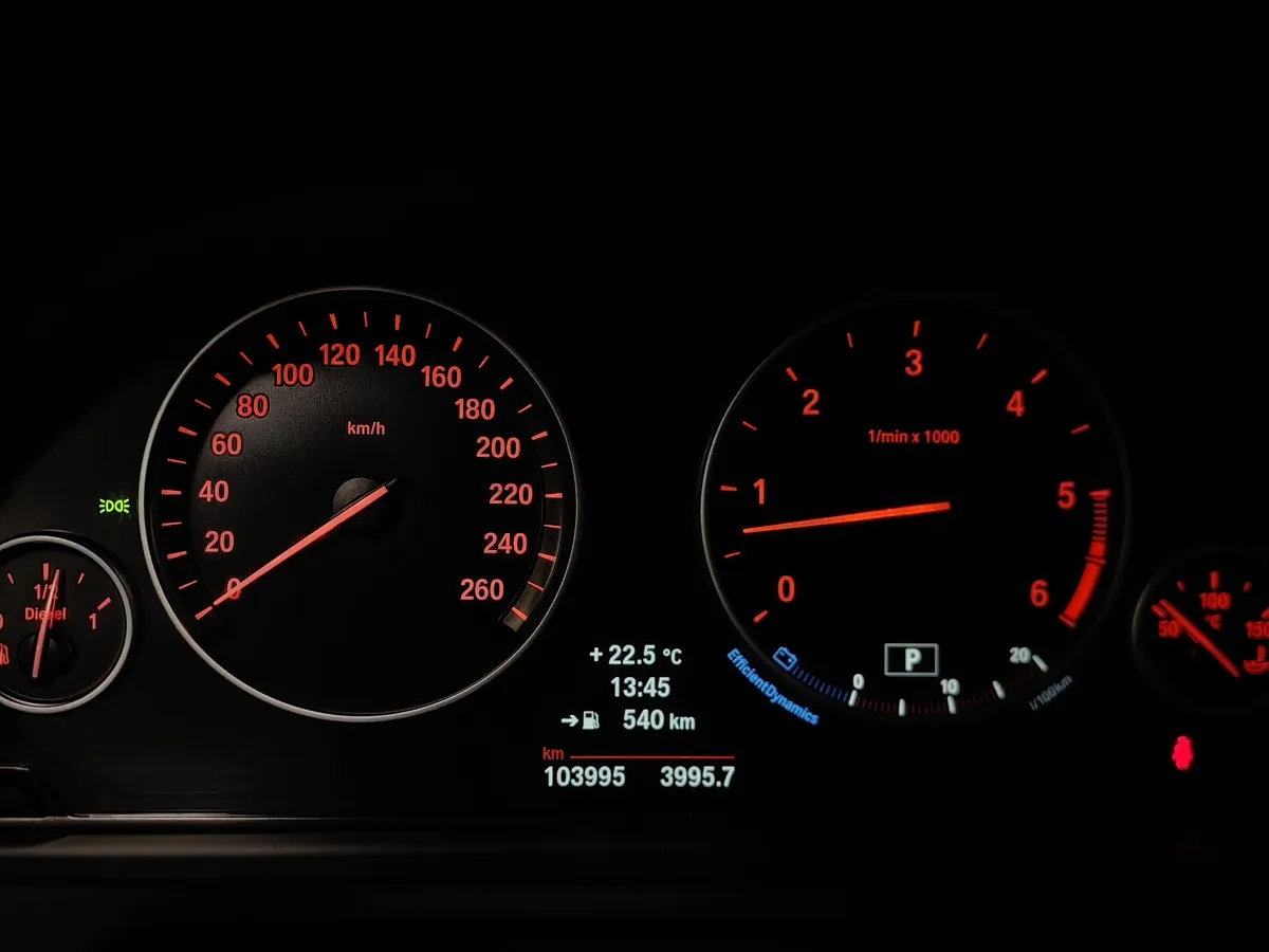 BMW X5 xDrive25d Steptronic (218 л.с.) Белый в АВИЛОН. Слайд №13