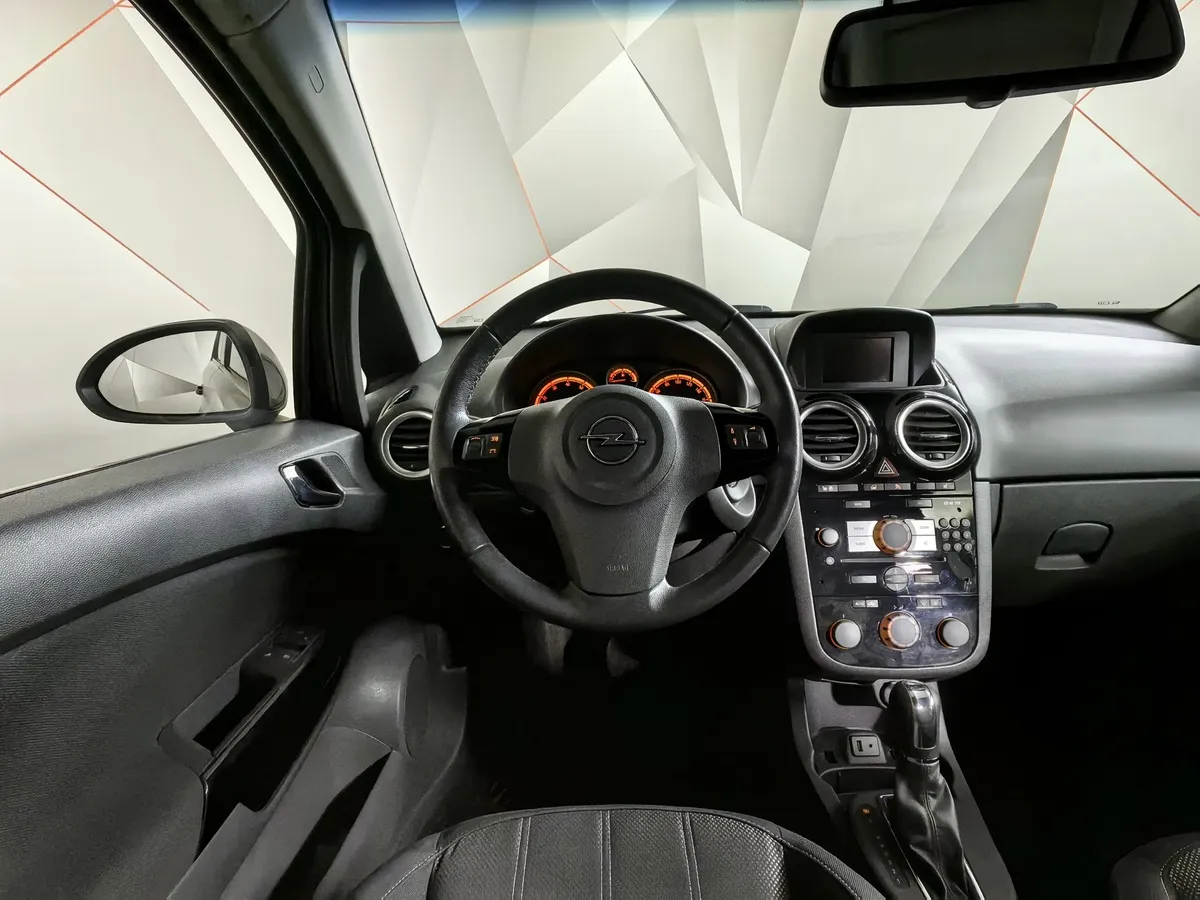 Opel Corsa 1.4 AT (101 л.с.) Черный в АВИЛОН. Слайд №19
