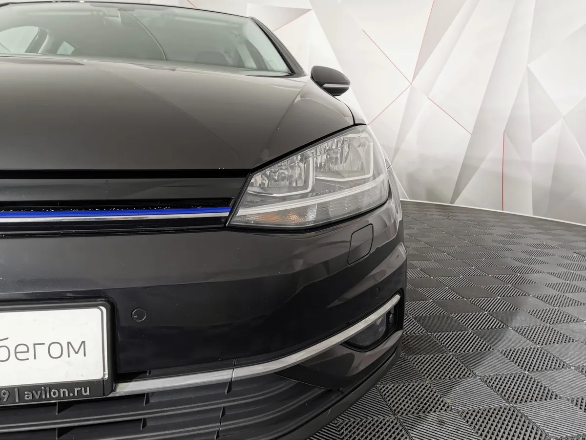 Volkswagen Golf 1.5 TSI DSG (130 л.с.) Черный в АВИЛОН. Слайд №10