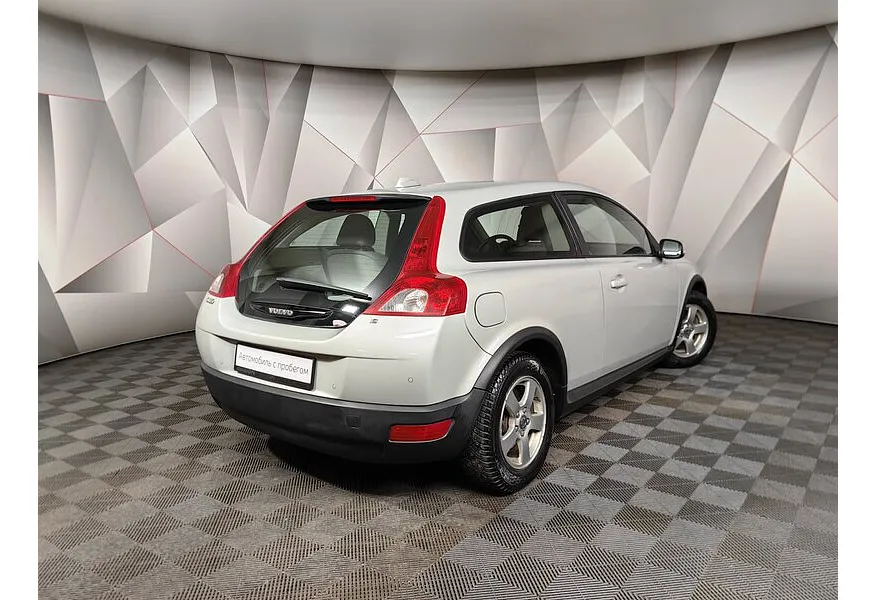 Volvo C30 1.6 MT (100 л.с.) Серый в АВИЛОН. Слайд №2 Volvo C30 1.6 MT (100 л.с.) Серый в АВИЛОН. Слайд №2