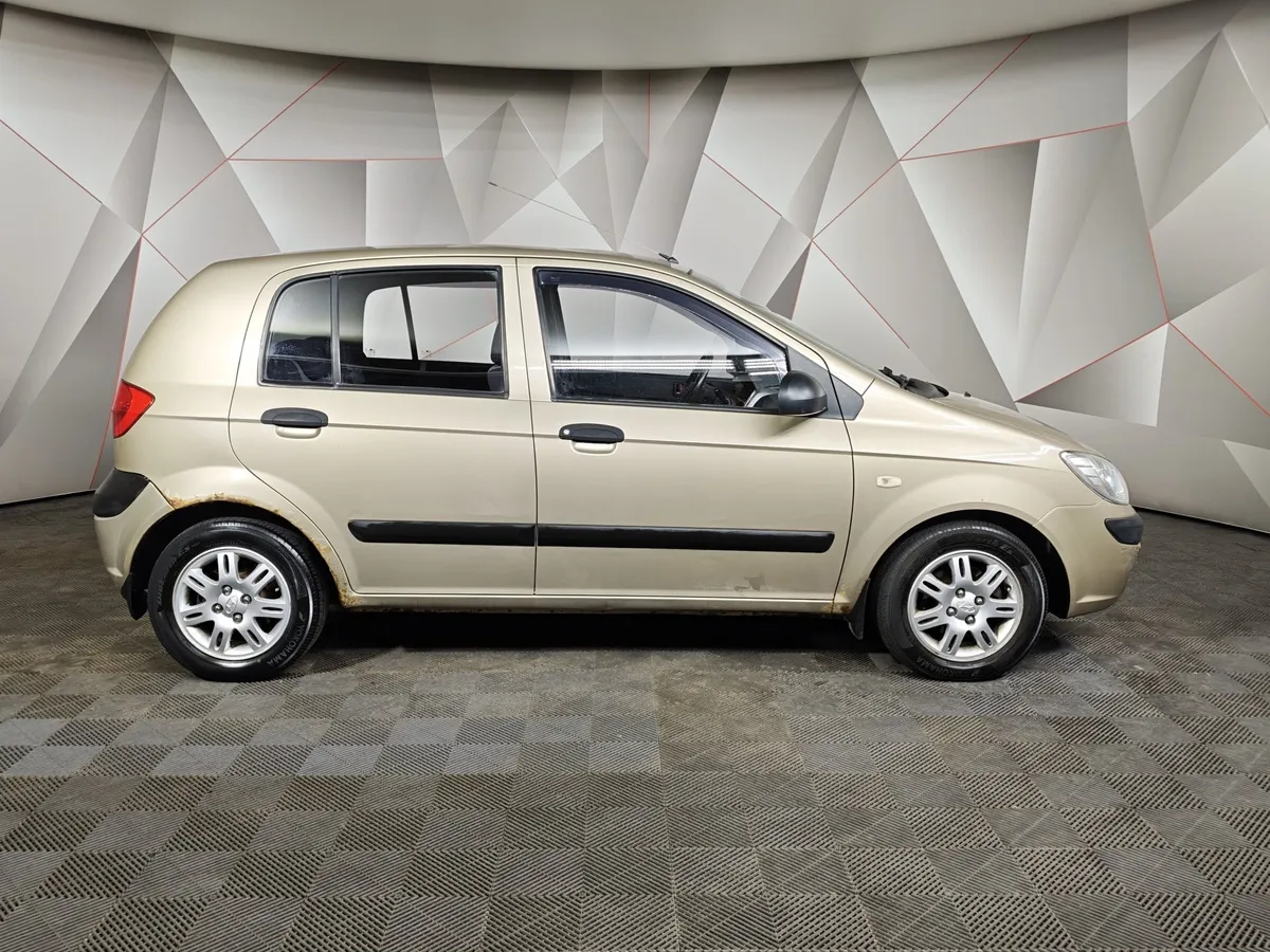Hyundai Getz 1.6 AT (105 л.с.) Бежевый в АВИЛОН. Слайд №6