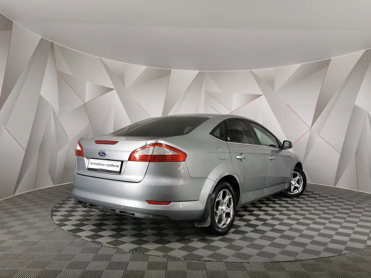 Ford Mondeo 2.0 MT (145 л.с.) Серый в АВИЛОН. Слайд №2