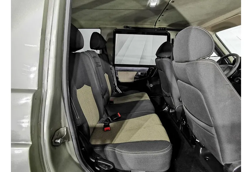 УАЗ Patriot 2.7 MT 4WD (128 л.с.) Желтый в АВИЛОН. Слайд №17