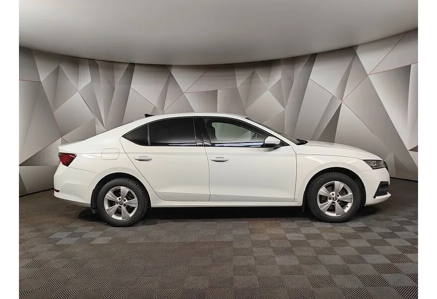 Skoda Octavia 1.4 AT FWD (150 л.с.) Style Plus Белый в АВИЛОН. Слайд №6