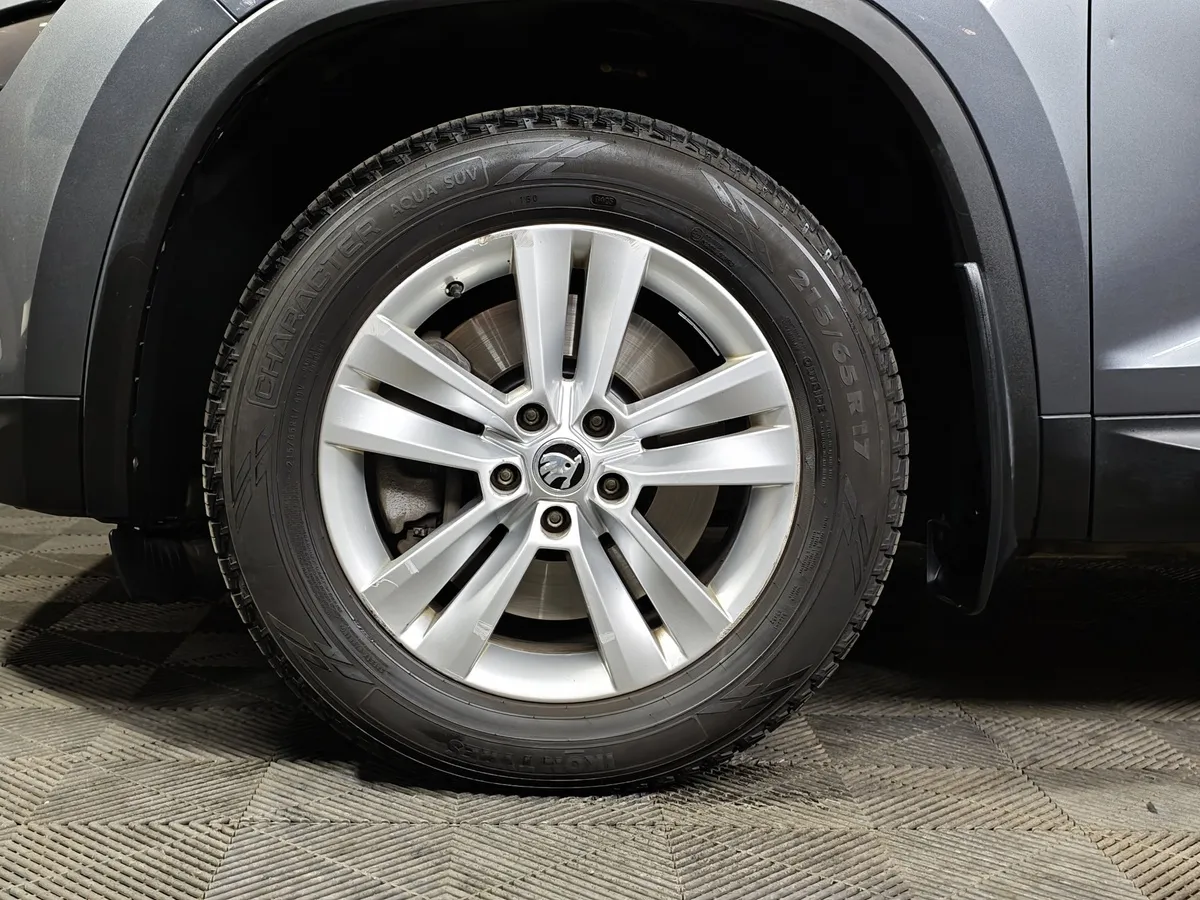 Skoda Kodiaq 2.0 TSI DSG 4X4 (180 л.с.) Серый в АВИЛОН. Слайд №9