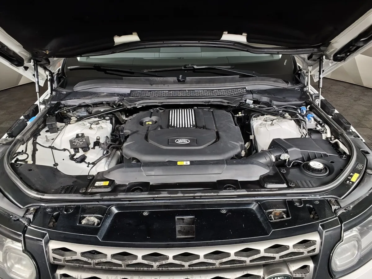 Land Rover Range Rover Sport 3.0 TDV6 AT AWD (249 л.с.) SE Белый в АВИЛОН. Слайд №11