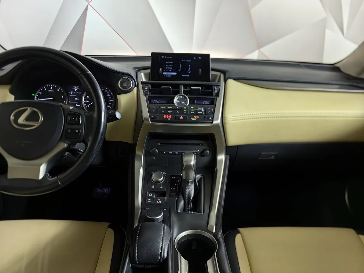 Lexus NX 200 CVT AWD (150 л.с.) Серый в АВИЛОН. Слайд №15