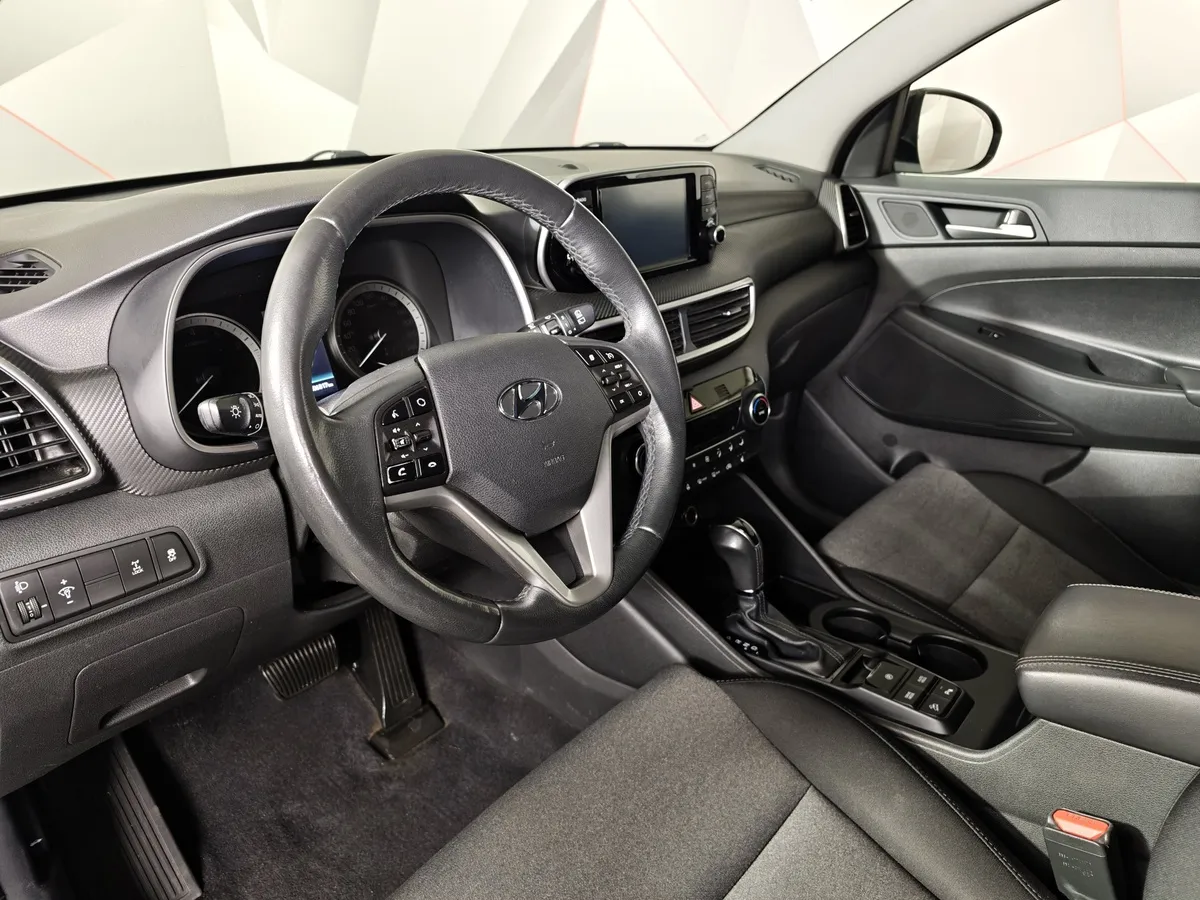 Hyundai Tucson 2.0 (150 л.с.) MPi-6AT-4WD Family Черный в АВИЛОН. Слайд №19