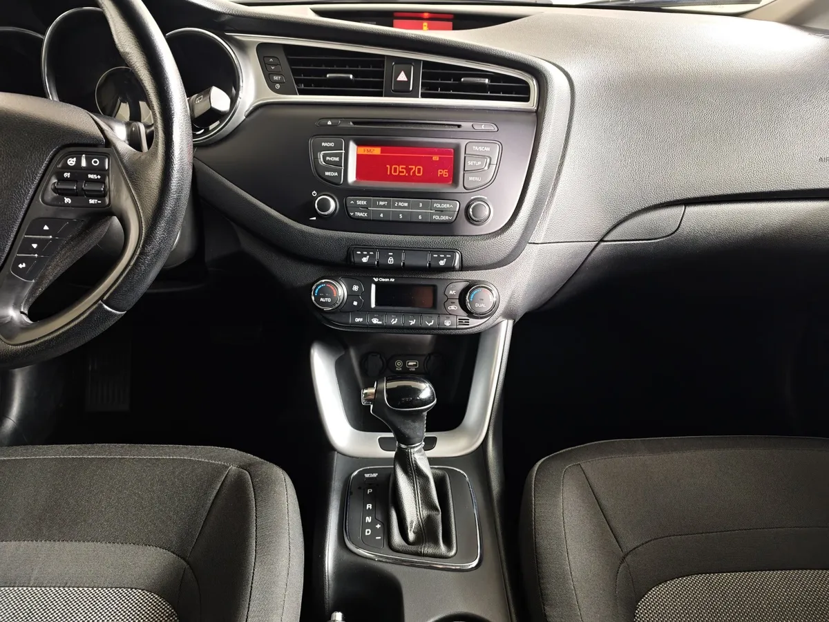 Kia Ceed 1.6 AT (130 л.с.) Comfort Серебристый в АВИЛОН. Слайд №15