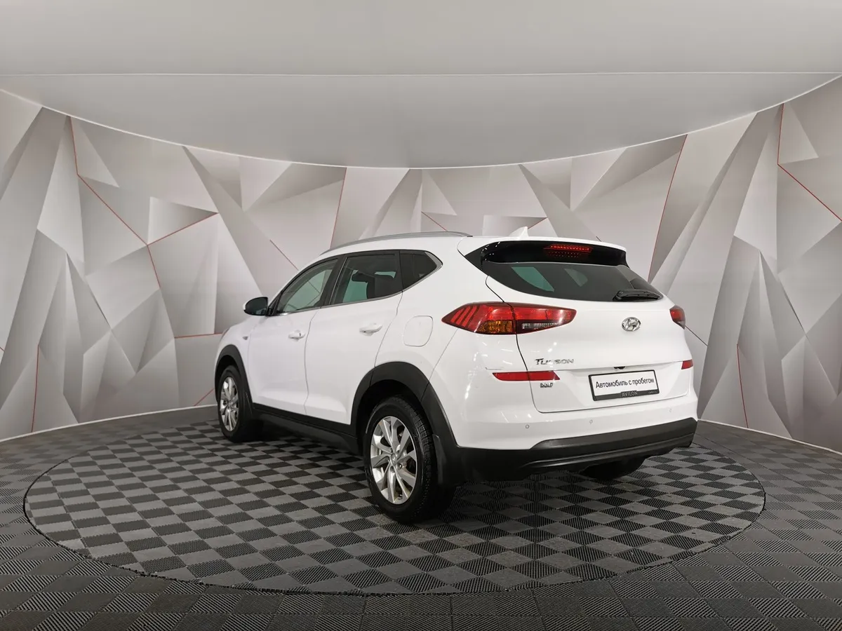 Hyundai Tucson 2.0 (150 л.с.) MPI-6AT-2WD Family Белый в АВИЛОН. Слайд №4