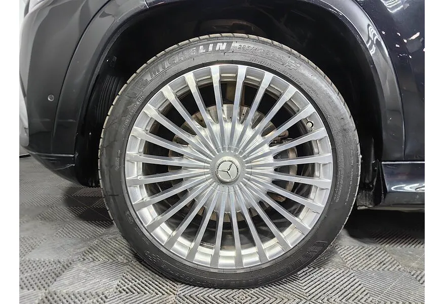 Mercedes-Benz GLS 600 9G-Tronic 4Matic (558 л.с.) Черный в АВИЛОН. Слайд №9