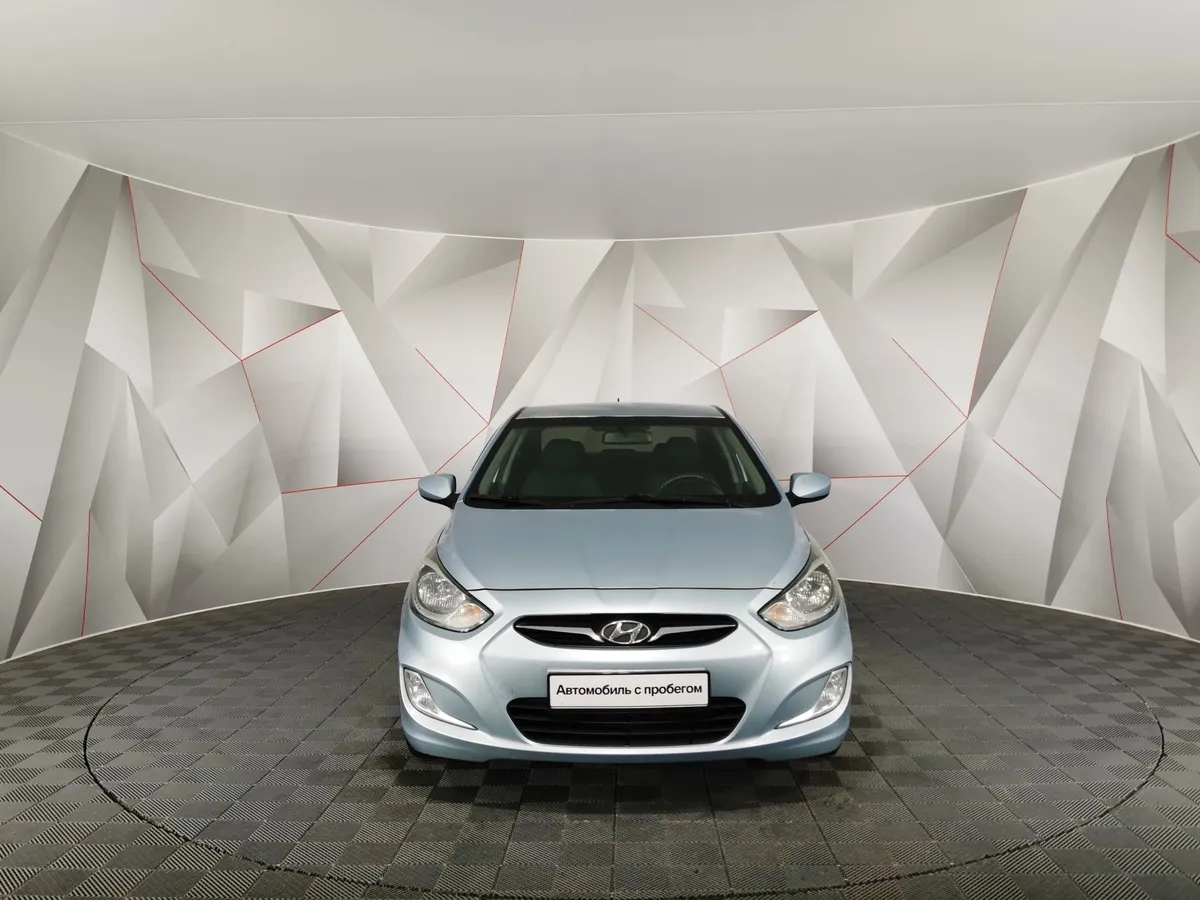 Hyundai Solaris 1.4 AT (107 л.с.) Comfort Голубой в АВИЛОН. Слайд №7