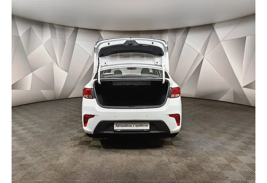 Kia Rio 1.6 AT (123 л.с.) Luxe Белый в АВИЛОН. Слайд №12