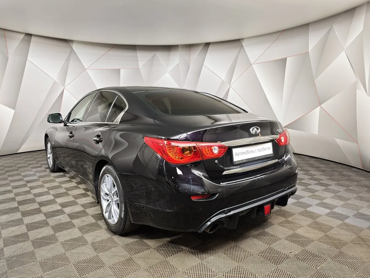 Infiniti Q50 2.0 T AT (211 л.с.) Черный в АВИЛОН. Слайд №4