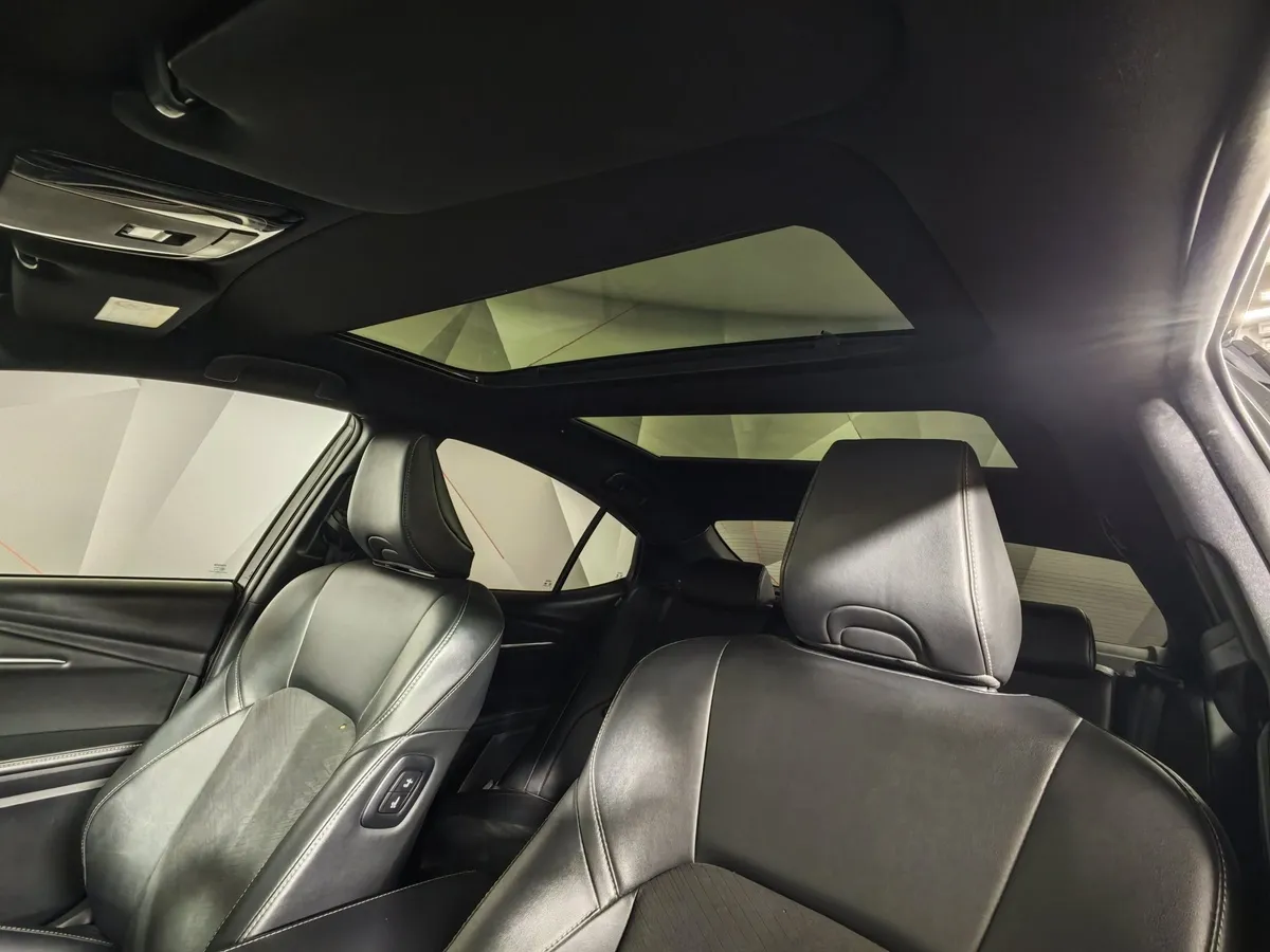 Toyota Camry 2.0 AT (173 л.с.) Sport Черный в АВИЛОН. Слайд №24