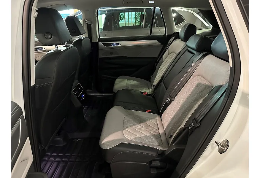 АВИЛОН - Volkswagen Tavendor 2.0TSI DSG 4WD (220 л.с.) R-Line Cruise Edition Белый - slide 2