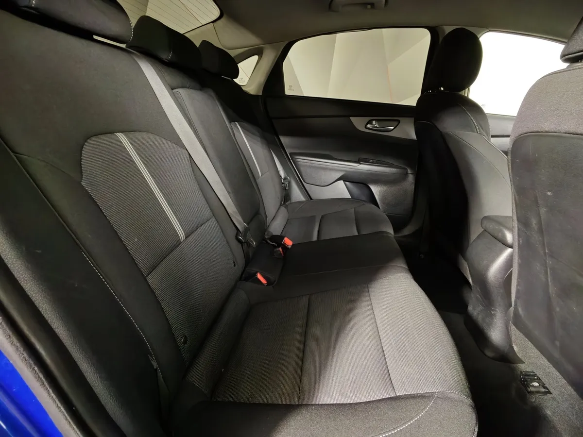Kia Cerato 2.0 MPI AT (150 л.с.) Comfort Синий в АВИЛОН. Слайд №16