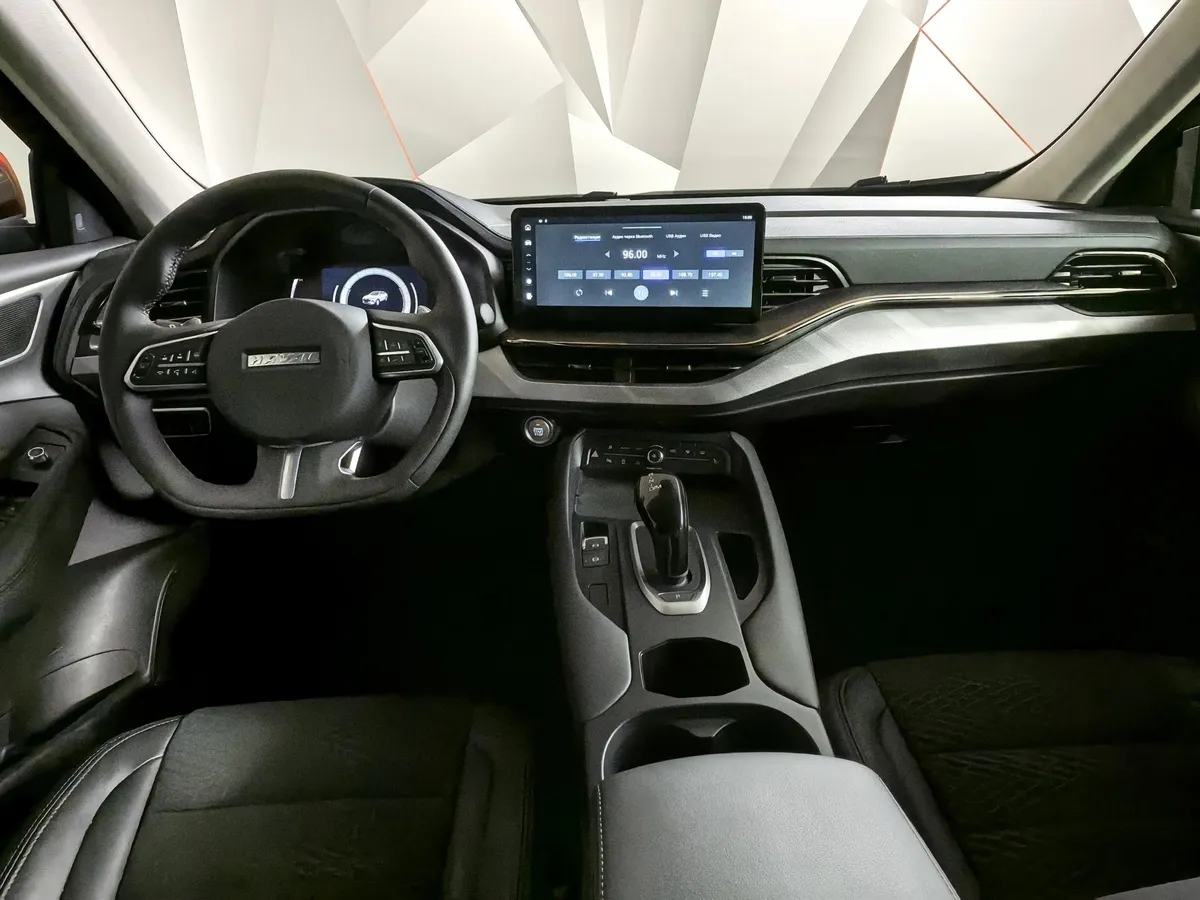 Haval F7x 1.5T AWD 7DCT (150 л.с.) Elite Красный в АВИЛОН. Слайд №14