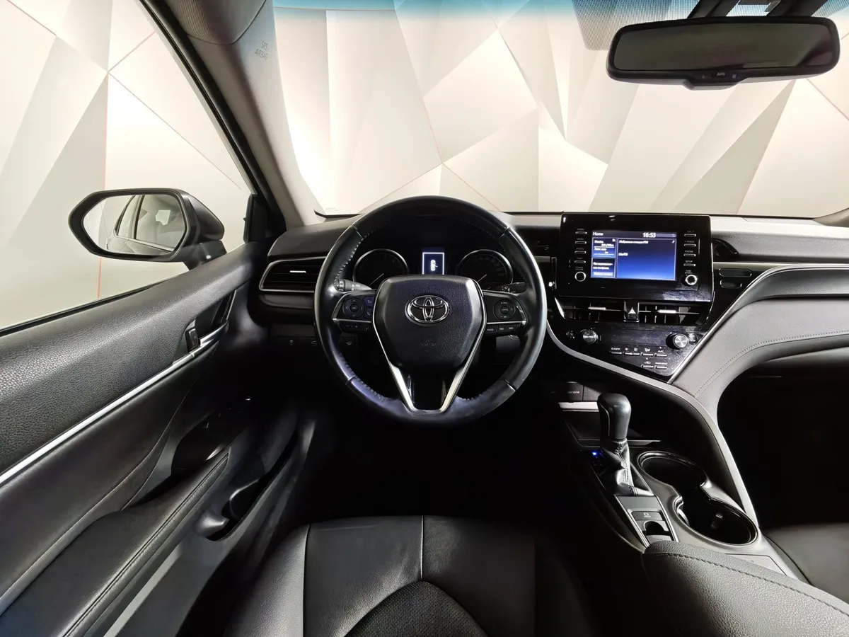 Toyota Camry 2.5 AT (200 л.с.) Черный в АВИЛОН. Слайд №20