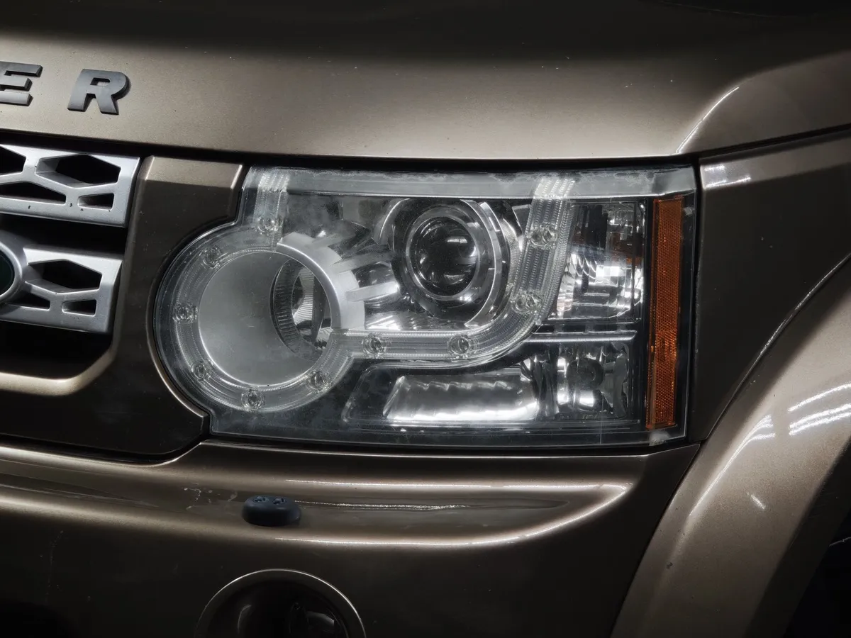 Land Rover Discovery 3.0 TD AT (245 л.с.) SE Коричневый в АВИЛОН. Слайд №10