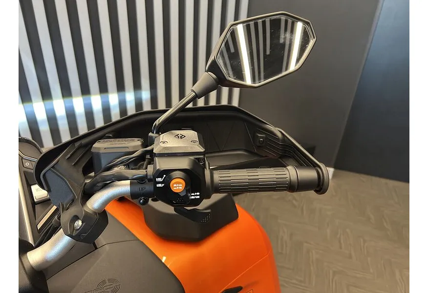 Benda Redstone 550 R2 499 см³ (45 л.с.) 45 499 Оранжевый в АВИЛОН. Слайд №10