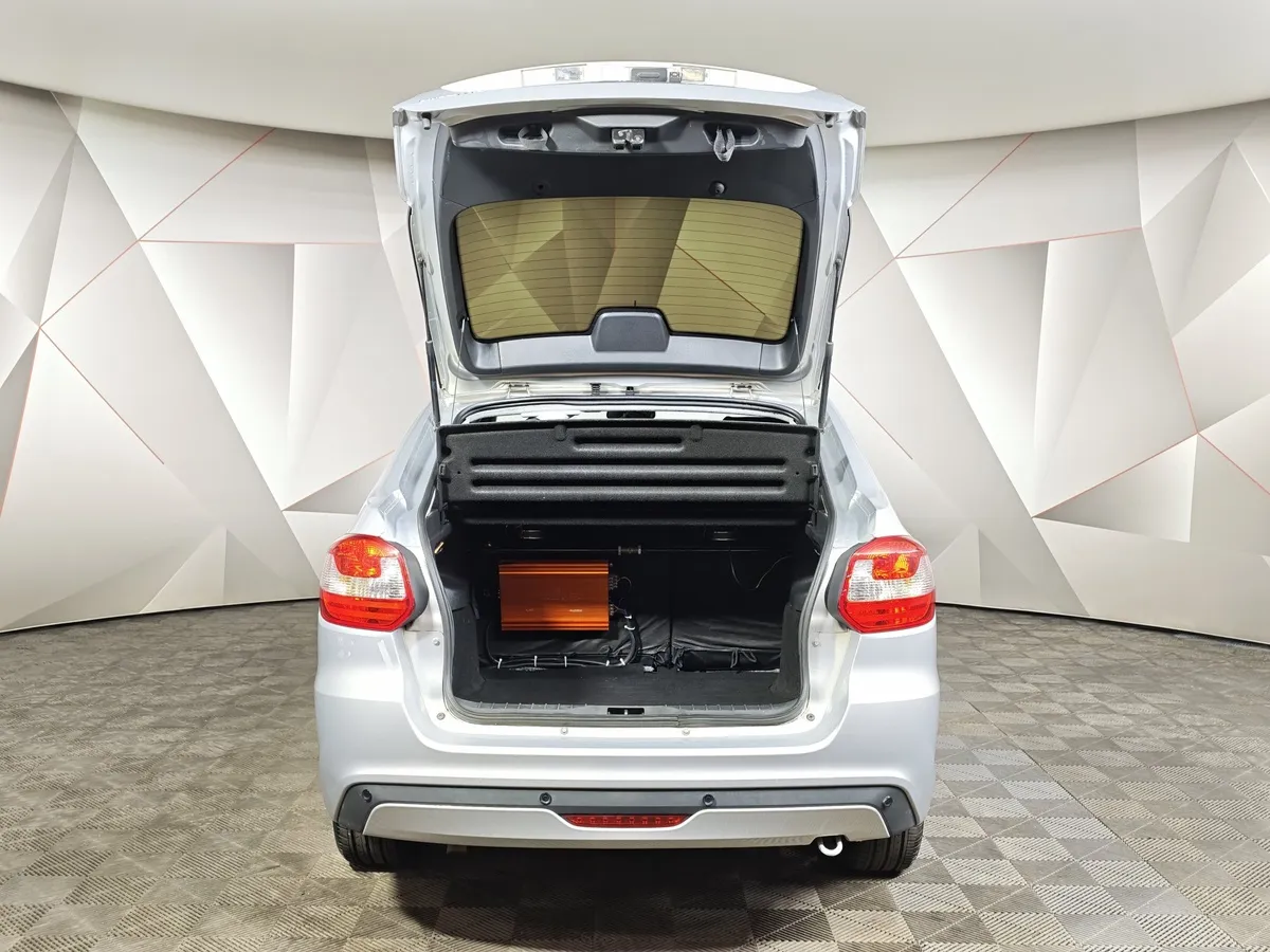 ВАЗ (Lada) Granta 1.6 MT 8кл (87 л.с.) Серый в АВИЛОН. Слайд №12