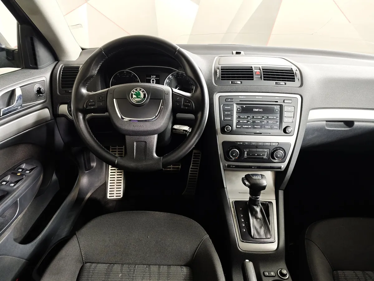 Skoda Octavia 1.8 TSI DSG (152 л.с.) Черный в АВИЛОН. Слайд №16