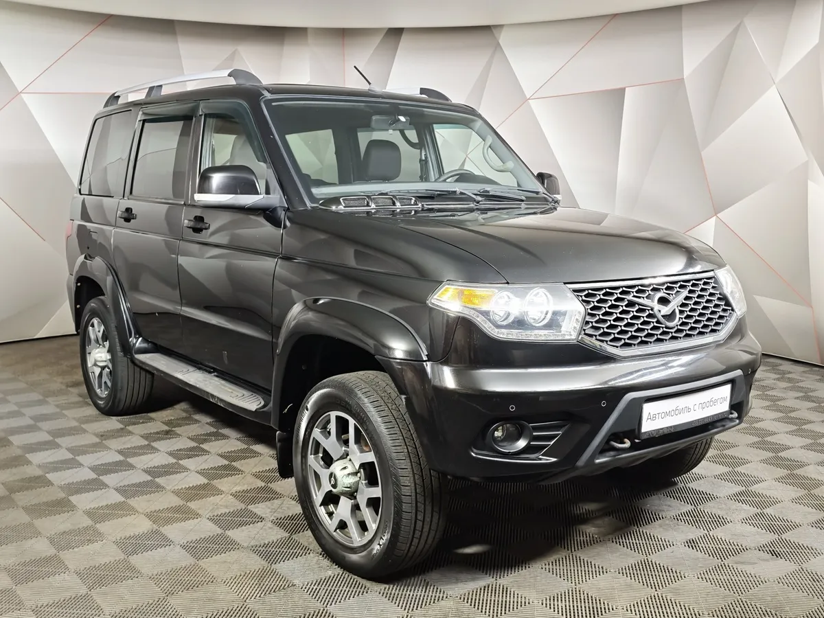 УАЗ Patriot 2.7 MT 4WD (150 л.с.) Классик Черный в АВИЛОН. Слайд №3