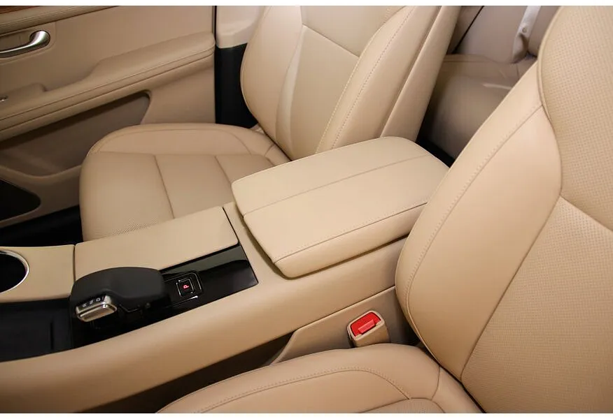 АВИЛОН - Seres M5 1.5 AT 4WD (496 л.с.) Premium Черный - slide 14