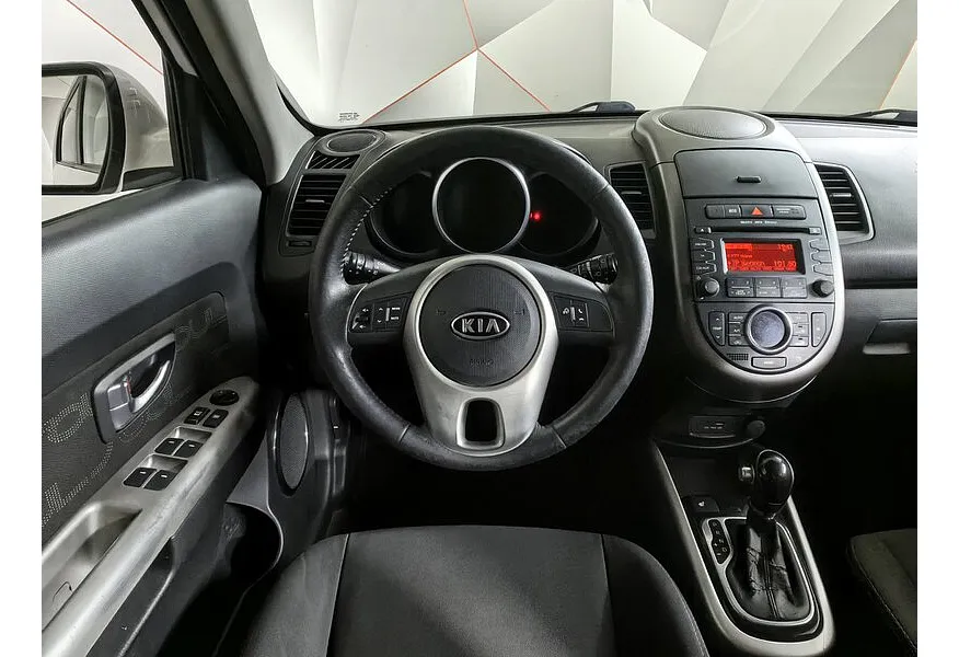 АВИЛОН - Kia Soul 1.6 MT (124 л.с.) Luxe Белый - slide 12