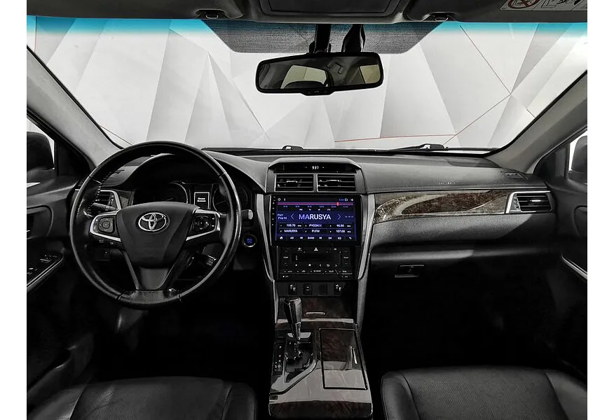 Toyota Camry 2.5 AT (181 л.с.) Белый в АВИЛОН. Слайд №14