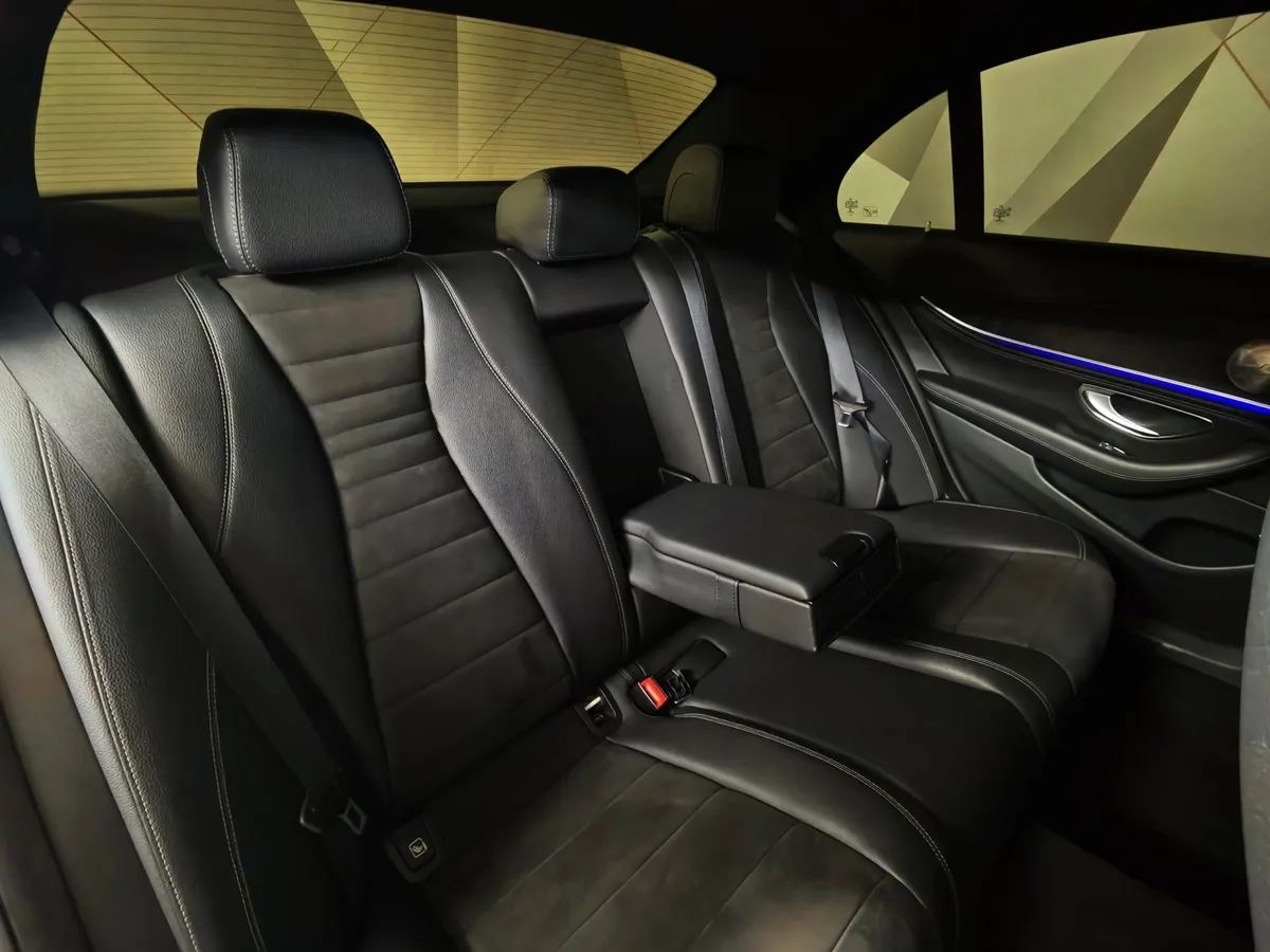 Mercedes-Benz E-Класс E 200 4MATIC 9G-TRONIC (184 л.с.) Белый в АВИЛОН. Слайд №17
