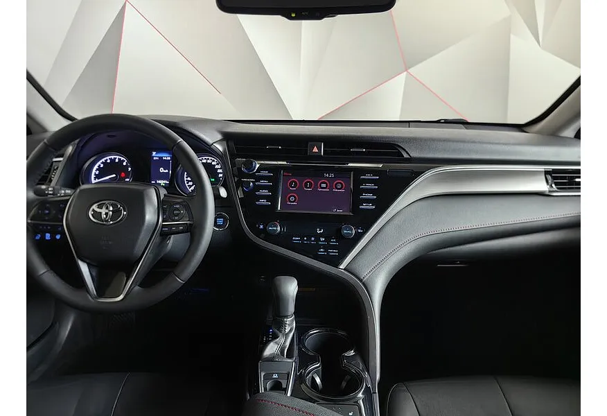Toyota Camry 2.5 AT (181 л.с.) Черный в АВИЛОН. Слайд №15
