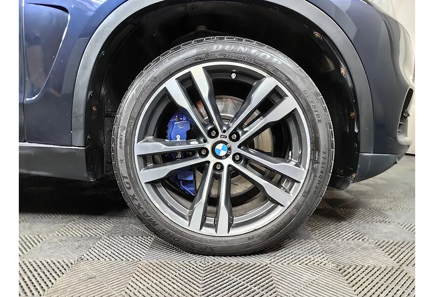 BMW X5 xDrive30d Steptronic (249 л.с.) Base (Локальная сборка) Синий в АВИЛОН. Слайд №7