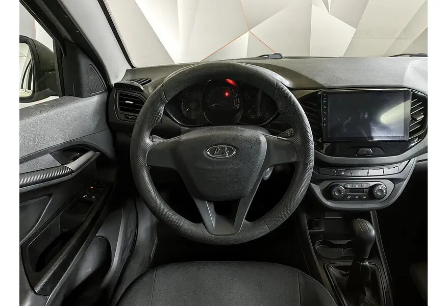 АВИЛОН - ВАЗ (Lada) Vesta 1.6 MT (106 л.с.) Желтый - slide 10
