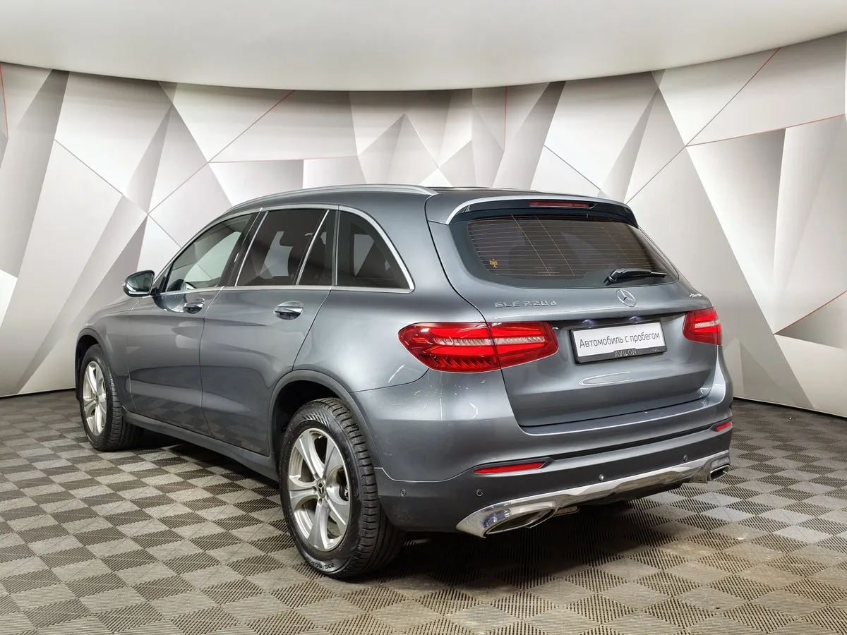 Mercedes-Benz GLC 220 d 9G-TRONIC 4MATIC (170 л.с.) Premium Серый в АВИЛОН. Слайд №4
